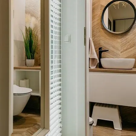 Дом отдыха Chic Retreat With Sauna In *