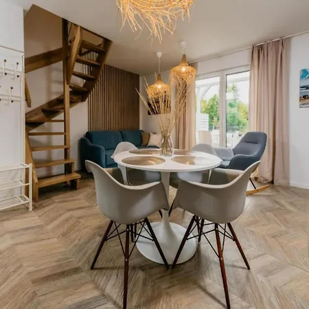 Chic Retreat With Sauna In Дом отдыха *