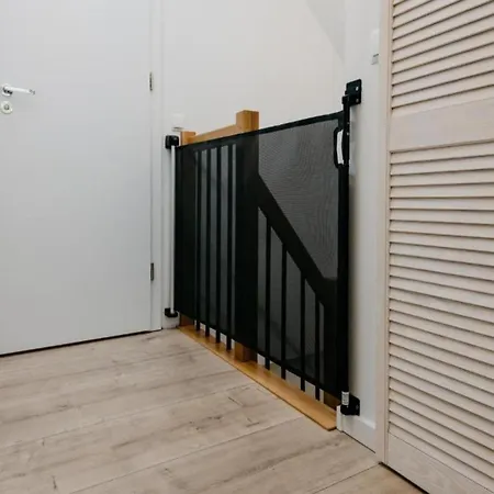 Дом отдыха Chic Retreat With Sauna In *